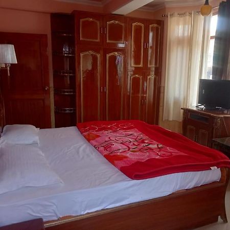 Sharma Apartment Jutogh Buitenkant foto