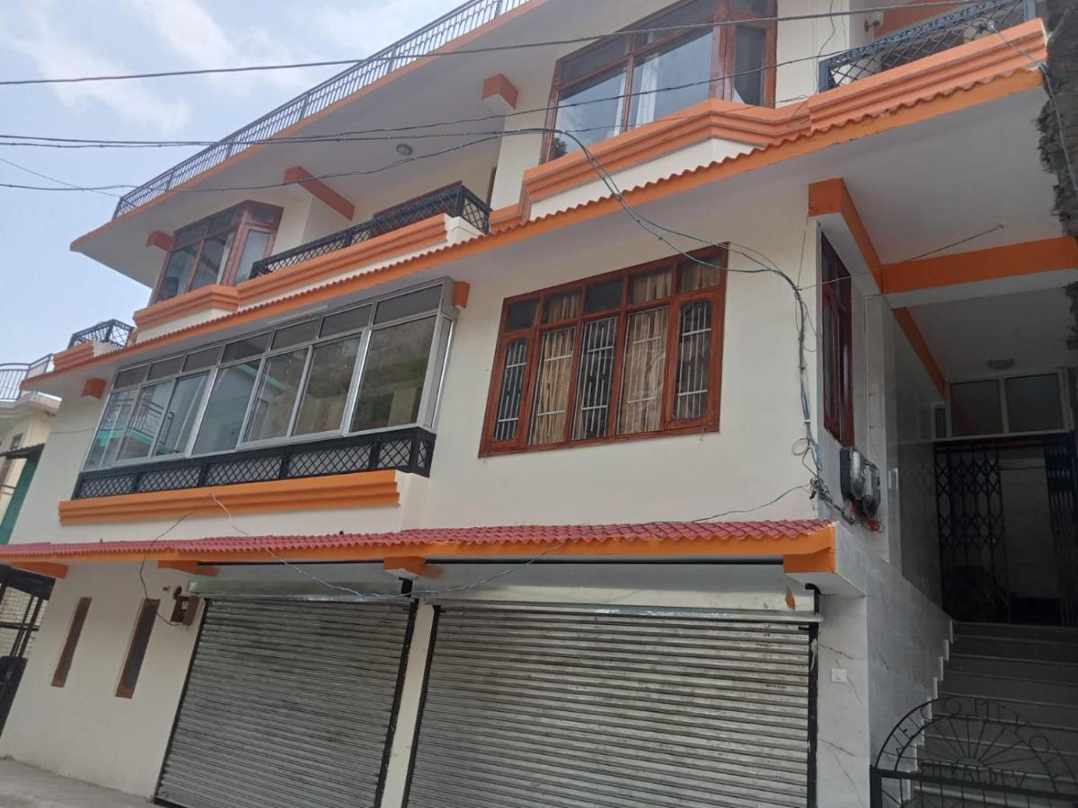 Sharma Apartment Jutogh Buitenkant foto