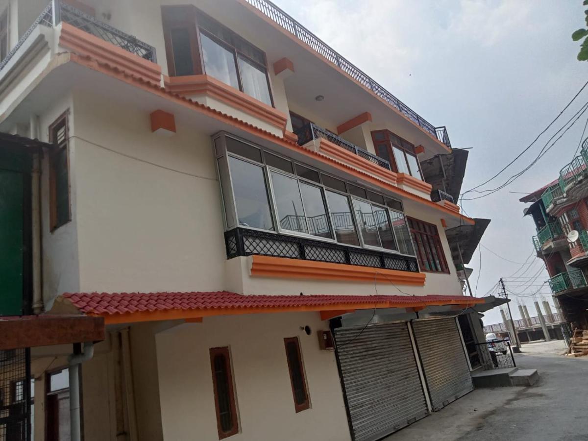 Sharma Apartment Jutogh Buitenkant foto
