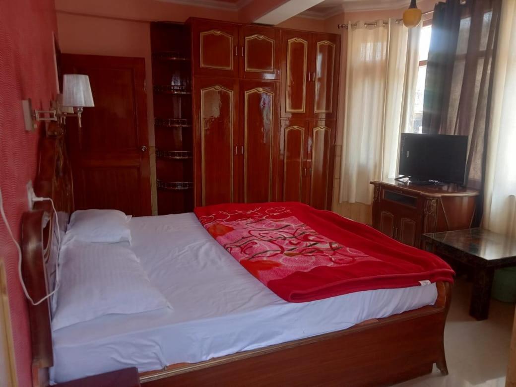 Sharma Apartment Jutogh Buitenkant foto